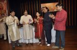 Anup Jalota, Nihaarika Sinha at the music album launch of Nihaarika Sinha_s new devotional album on 11th Sept 2012 (7).JPG